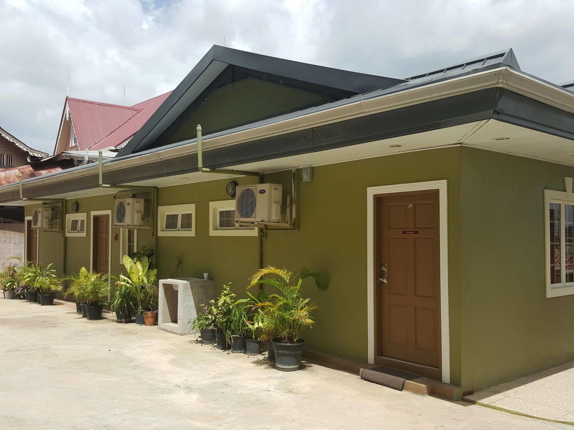 Savannah Maison Guest House Port of Spain Esterno foto