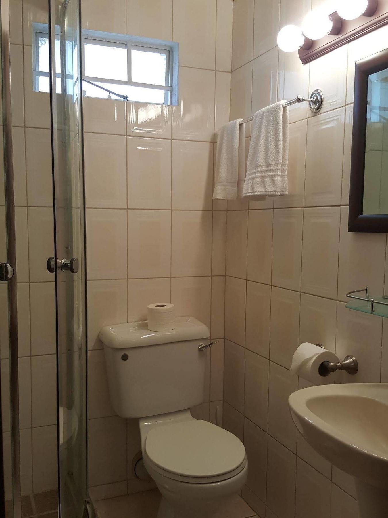 Savannah Maison Guest House Port of Spain Esterno foto